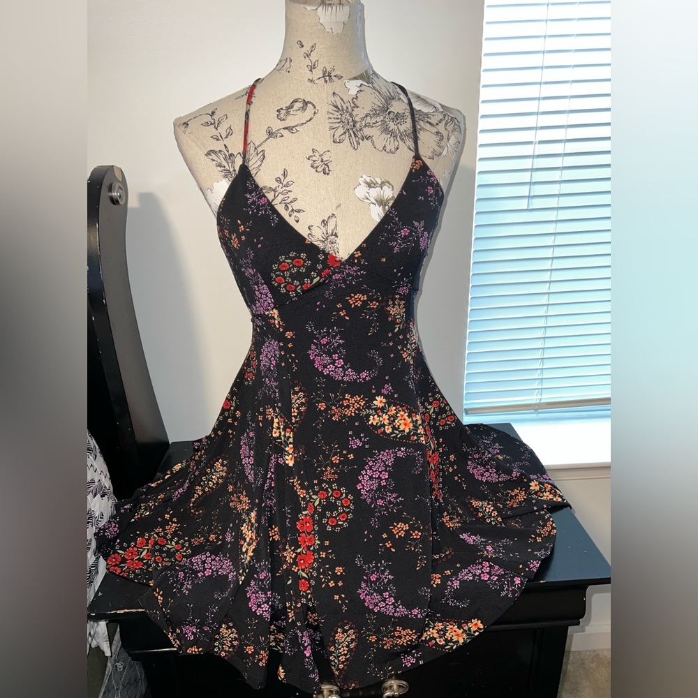 Forever 21 floral mini dress